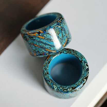 Large lacquer finger ring